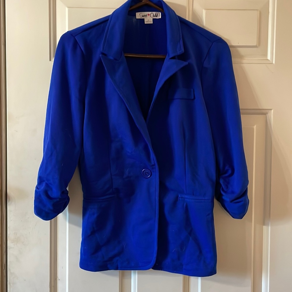 Blue casual blazer/cardigan.